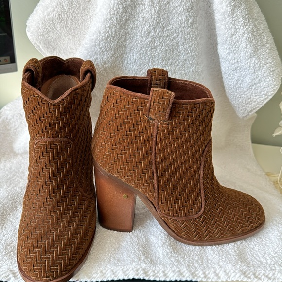 Laurence Dacade suede woven ankle boot - Picture 6 of 6